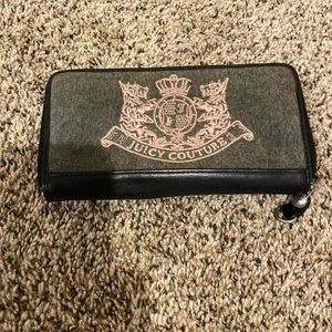Juicy Couture wallet
